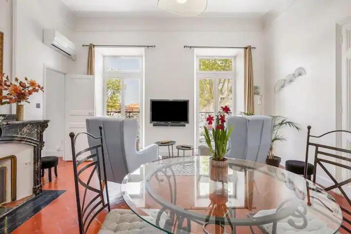 Appartement Avec Balcon, Bord Du Canal, Wifi. 나르본 외부 사진